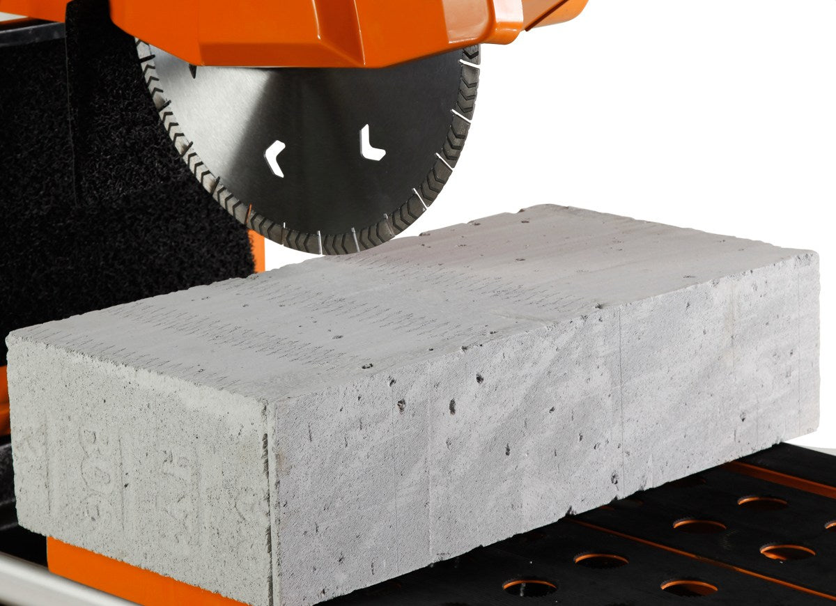 GOLZ BS400 Masonry Table Saw